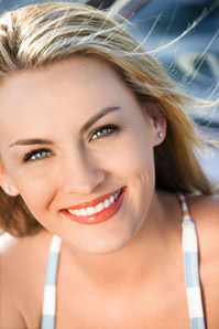 stock-model-smiling-face