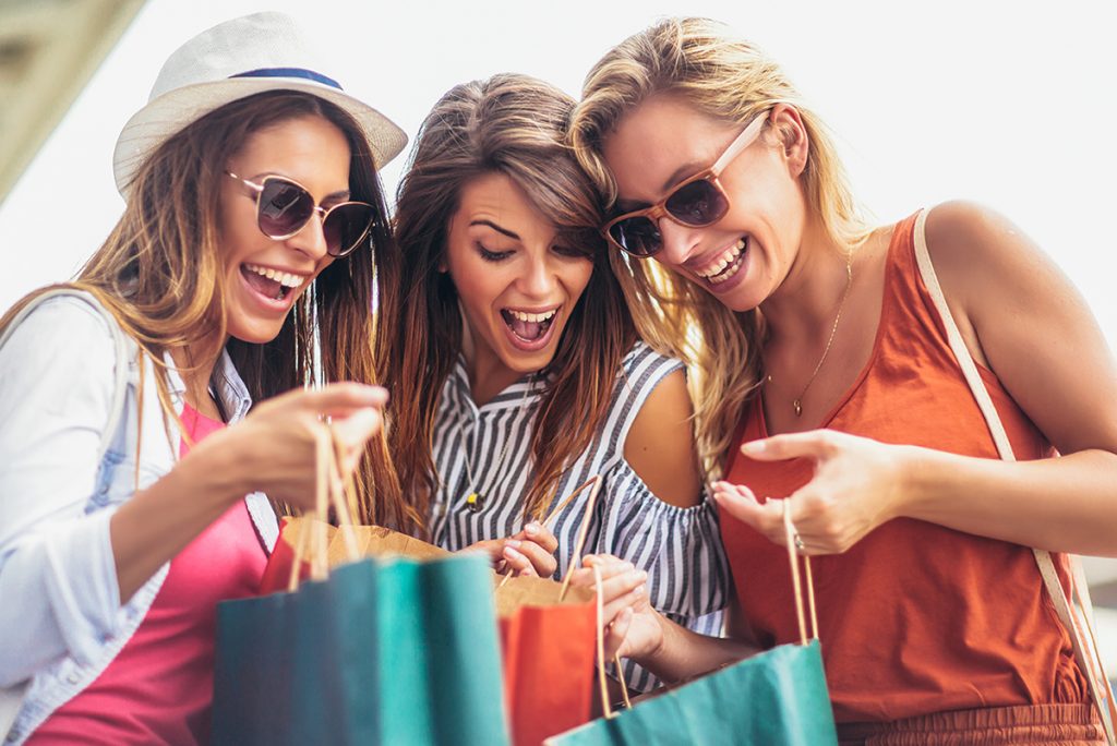 Starting Holiday Shopping? Here are Refinery29’s Best High-Tech Tools for the Beauty Lover in Your Life